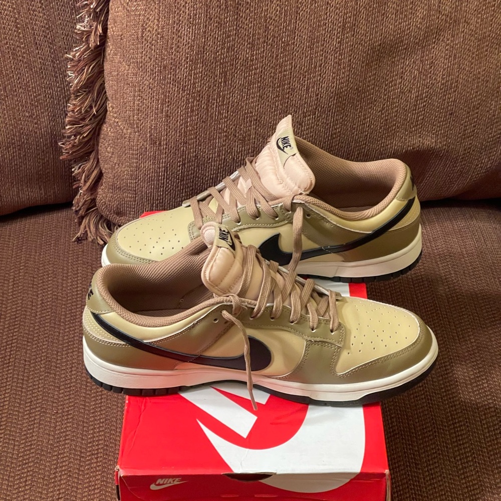 100% Auth Nike Dunk Lows - Picture 4 of 13